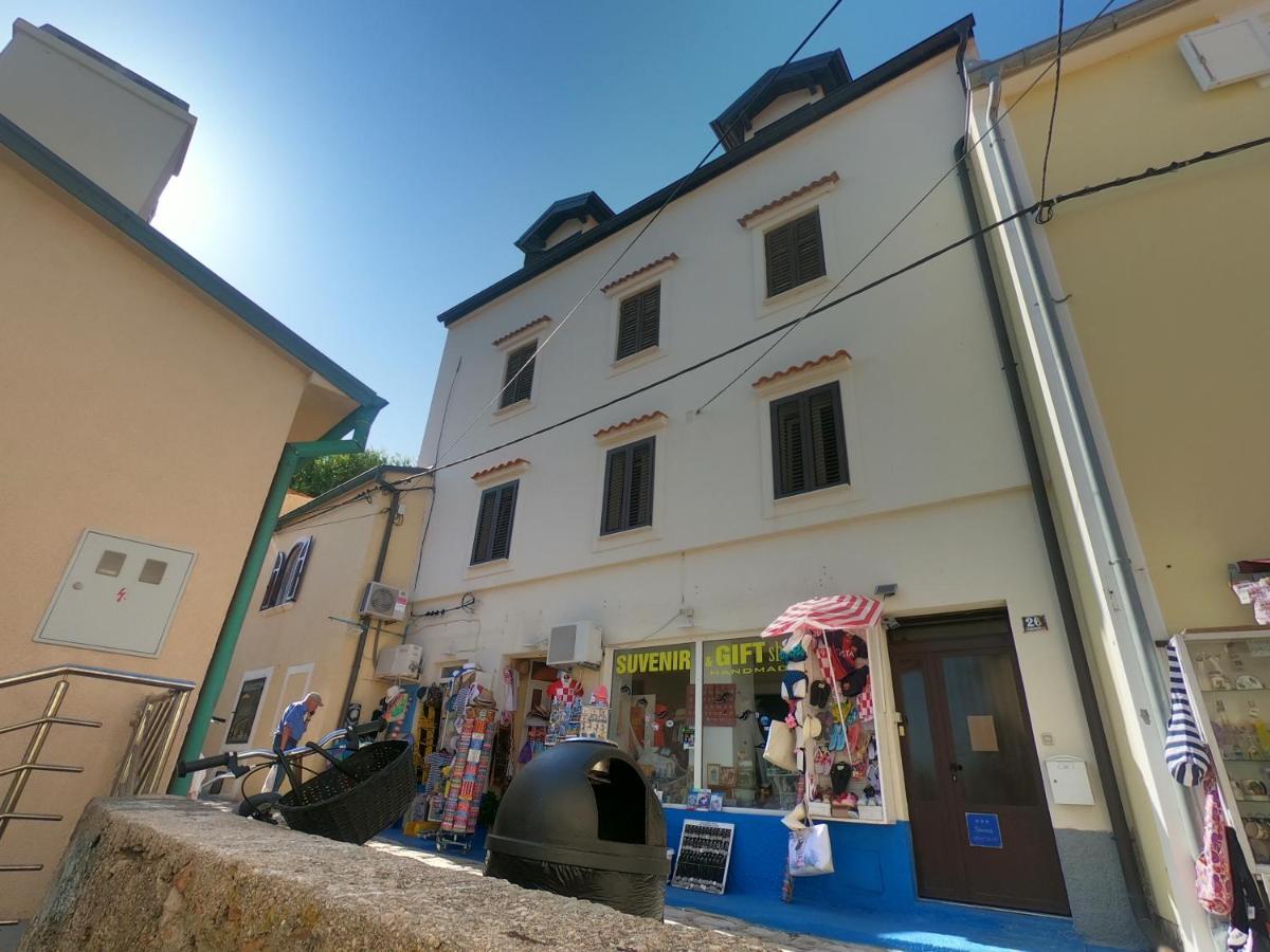 Apartment Dinka Baška Exterior foto